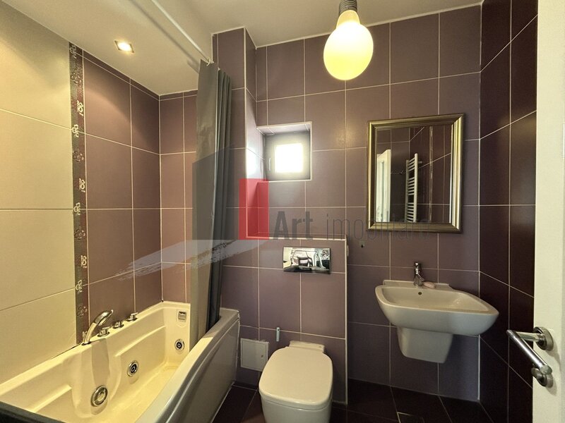 Metrou 1 Mai, 1 km Piata Domenii, apartament 2 camere, bloc 2008.